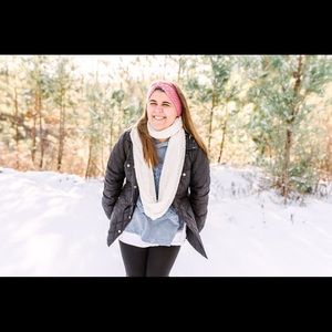 Meet your Posher, Abbey